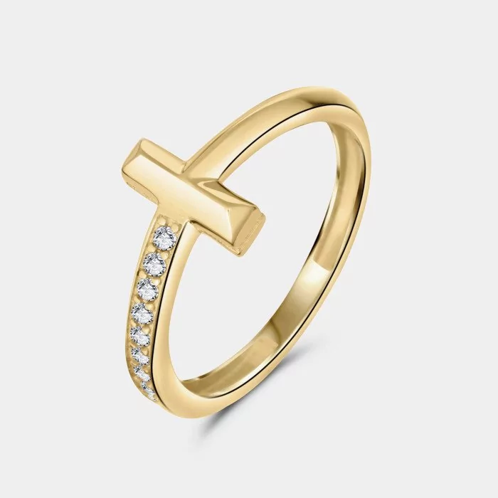 Zlatý prsteň s písmenom "T" a zirkónmi 
