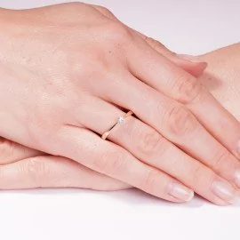 Diamantový zásnubný prsteň zo žltého zlata - Jade