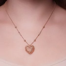 Náhrdelník v tvare srdiečka