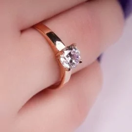 Zásnubný prsteň so zirkónom - Finley