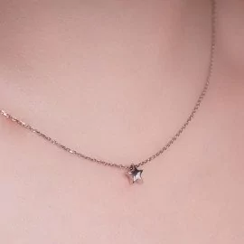 Náhrdelník Hviezda z bieleho zlata - Anna