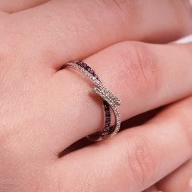 Diamantový prsteň s rubínom z 18k bieleho zlata