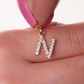 Elegantný prívesok písmeno N so zirkónmi - Amaris
