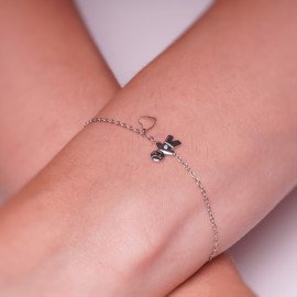 Jemný náramok s dieťaťom a srdiečkom